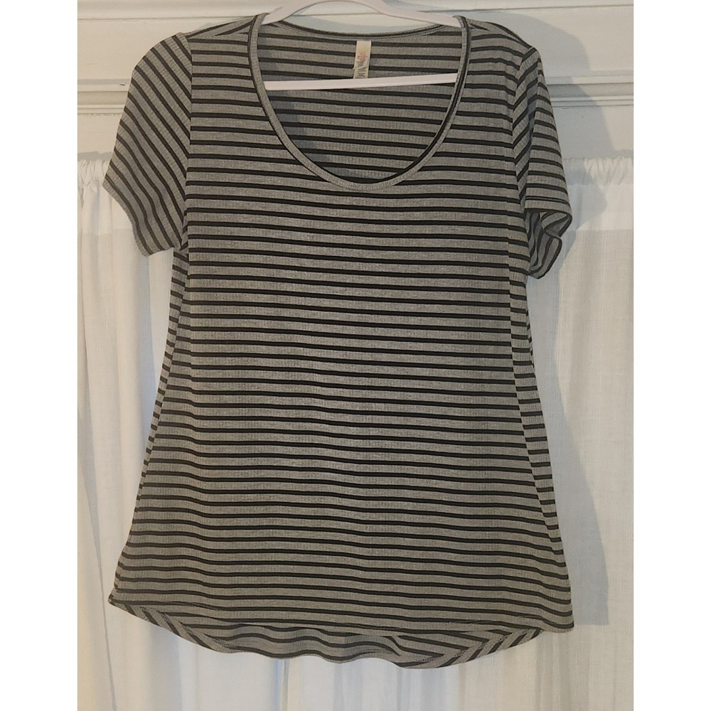 LuLaRoe Women's Medium Gray/Black Stripe Tunic Pullover Short Sleeve